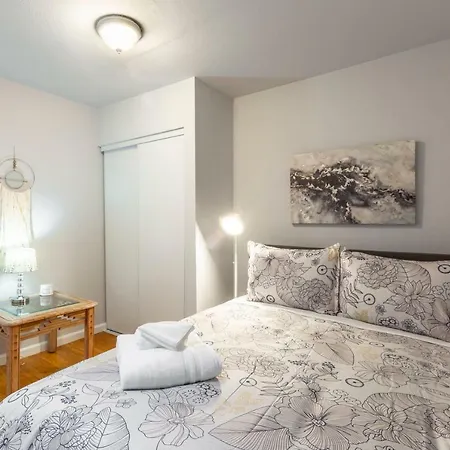 @ Marbella Lane 2Br House In Downtown Redwood City